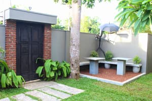 thumbnail: Exterior
