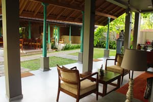thumbnail: Exterior