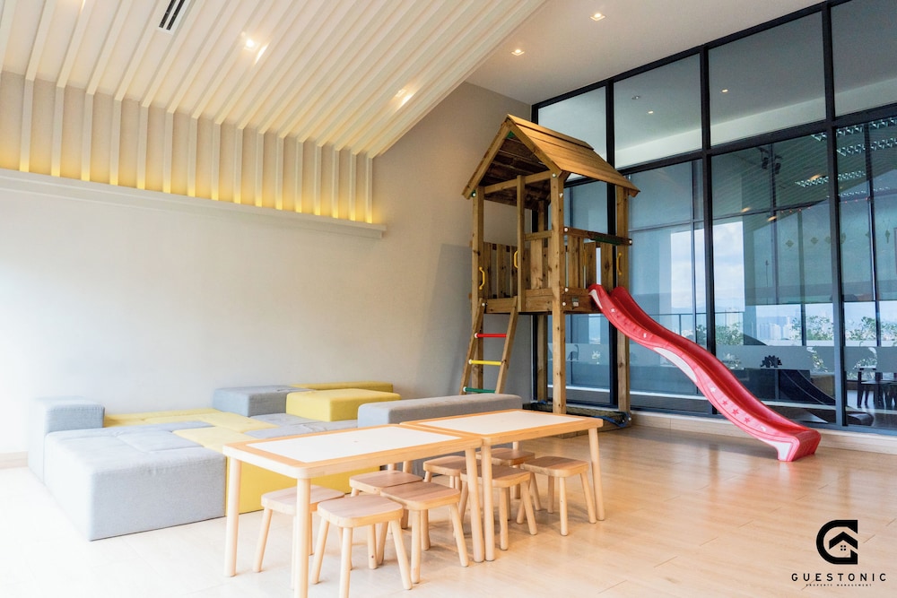 Children's play area - indoor