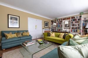 thumbnail: 882019373.jpg