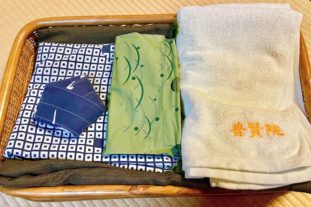 Room amenity