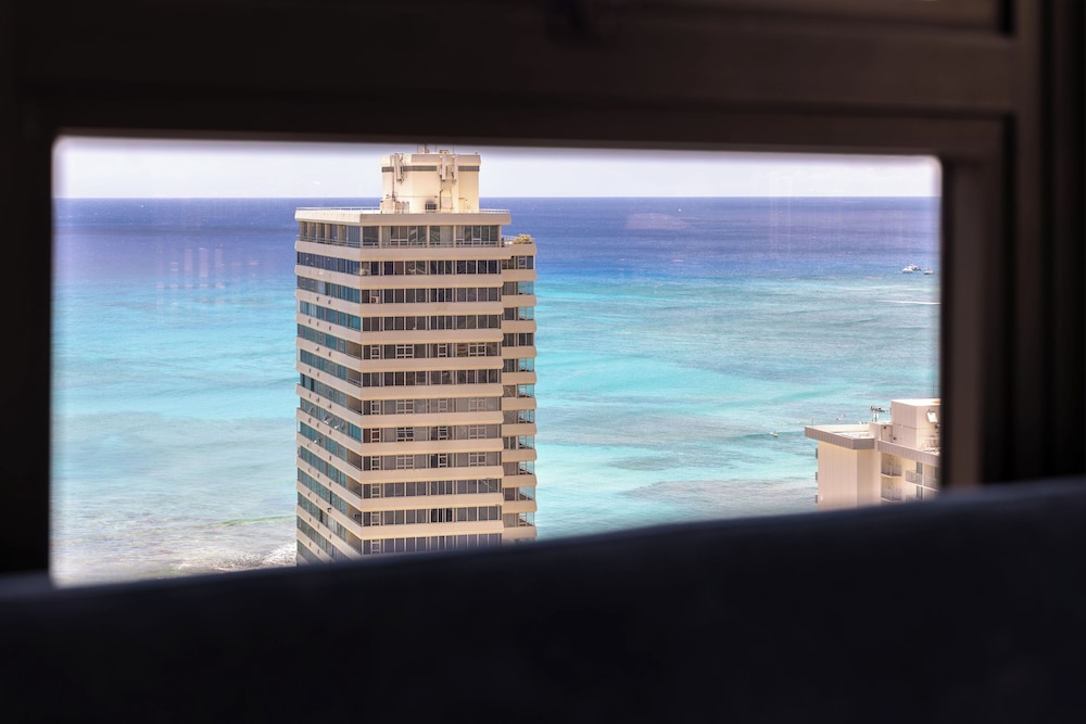 Beach/ocean view