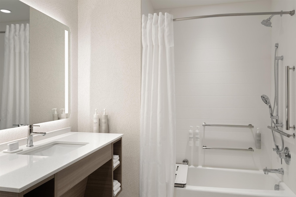 Bathroom shower