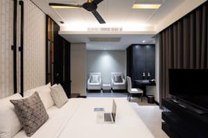 thumbnail: Room