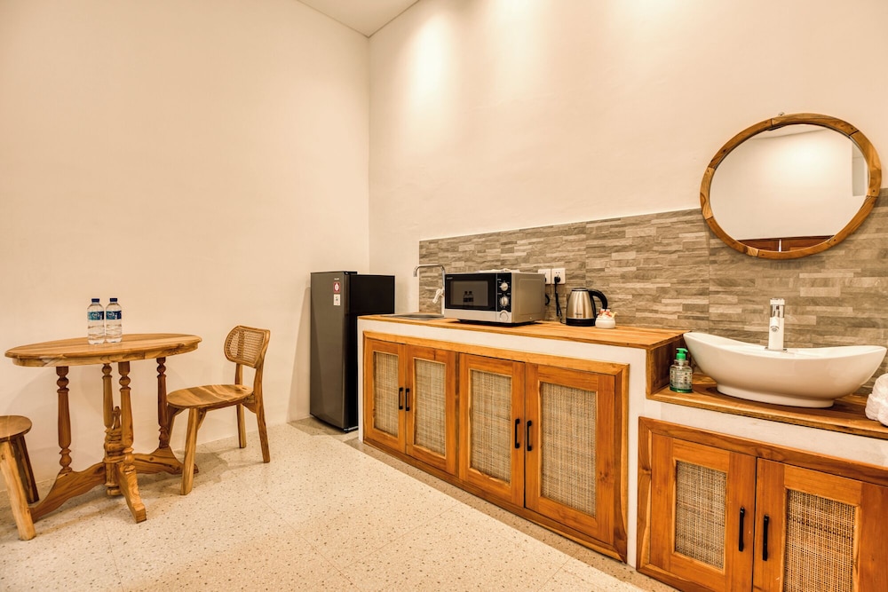 Private kitchenette