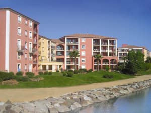 thumbnail: Exterior