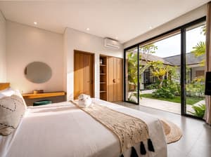 thumbnail: Interior