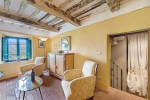 thumbnail: Interior