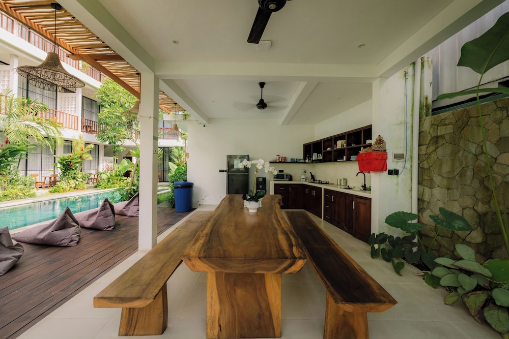 Shared kitchen facilities