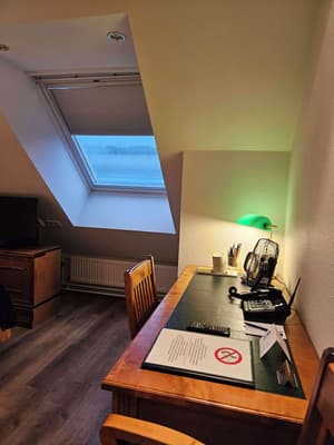 thumbnail: Business center