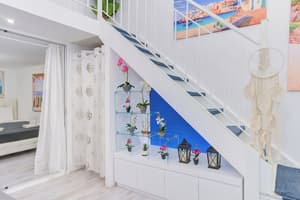 thumbnail: Interior