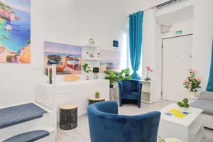 thumbnail: Interior