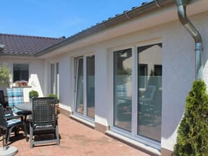 thumbnail: Exterior