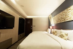 thumbnail: Room