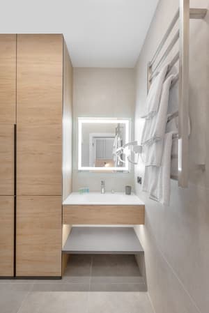 thumbnail: Bathroom