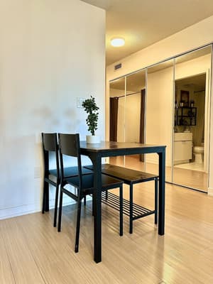 thumbnail: In-room dining