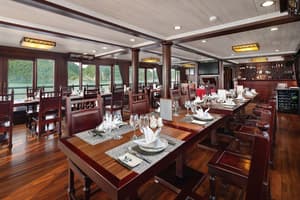 thumbnail: Restaurant