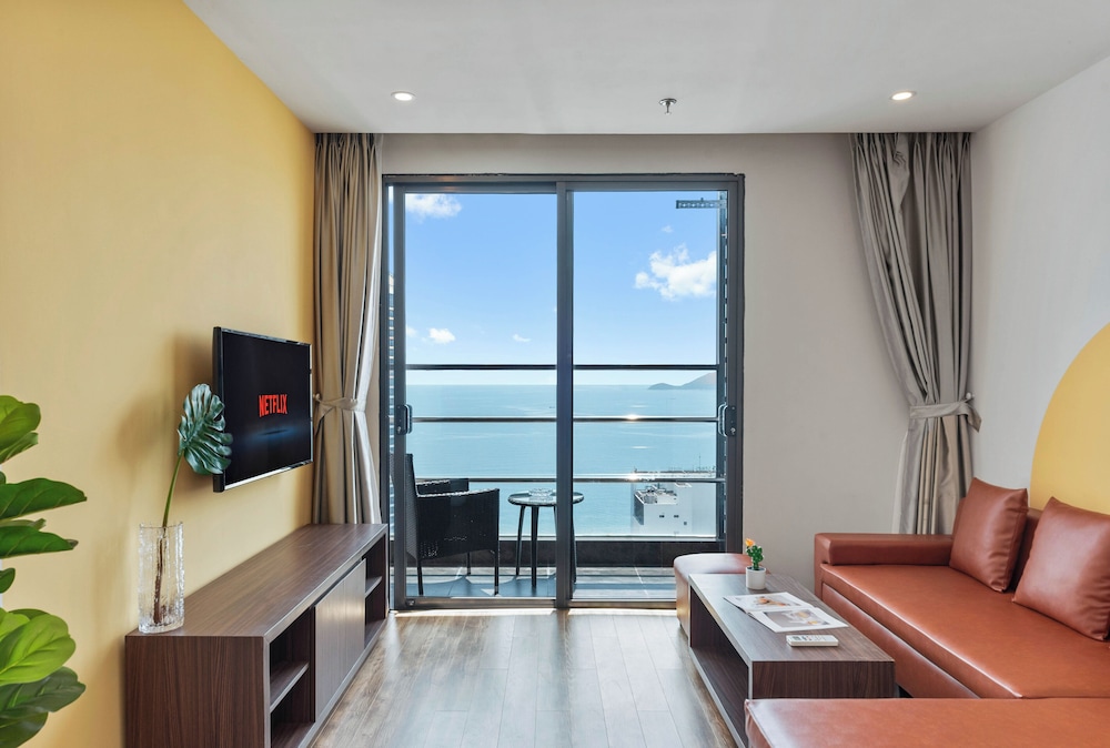 Beach/ocean view