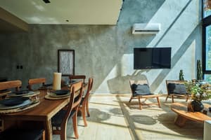 thumbnail: Dining room