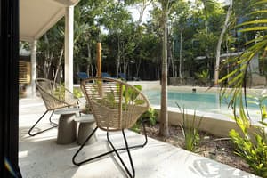 thumbnail: Terrace/patio