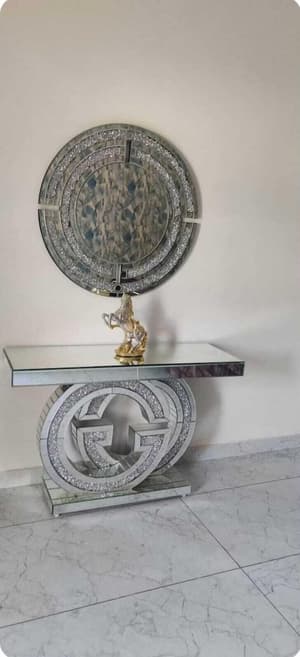 thumbnail: Interior entrance