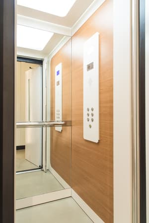 thumbnail: Elevator