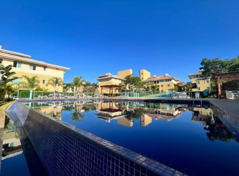 Infinity pool