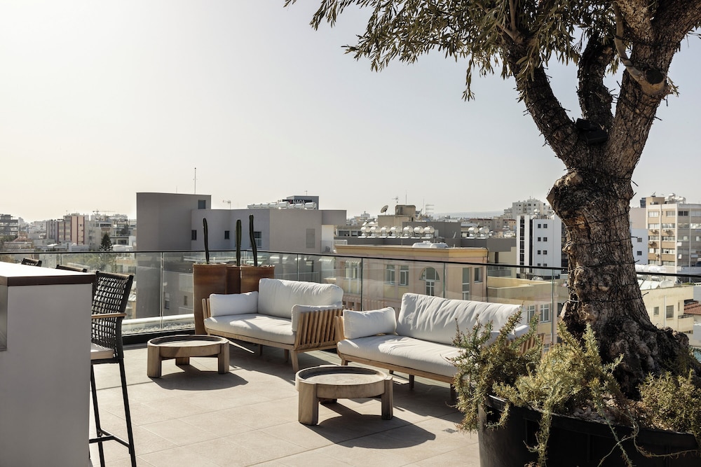 Rooftop pool