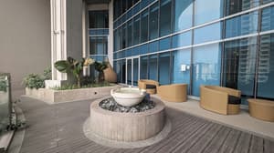thumbnail: Exterior