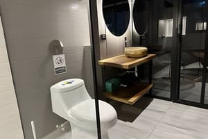 thumbnail: Bathroom