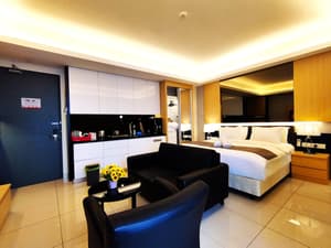 thumbnail: Room