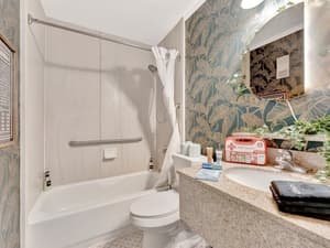 thumbnail: Bathroom