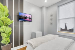 thumbnail: Interior detail