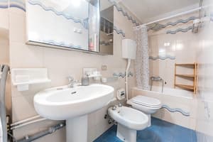 thumbnail: Interior