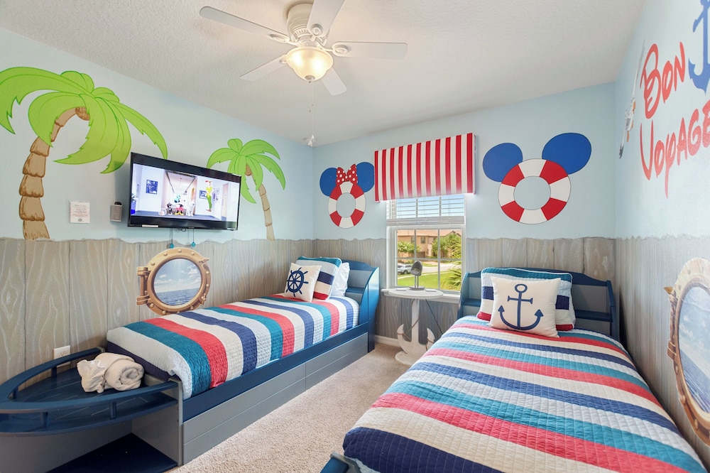 Children's theme room
