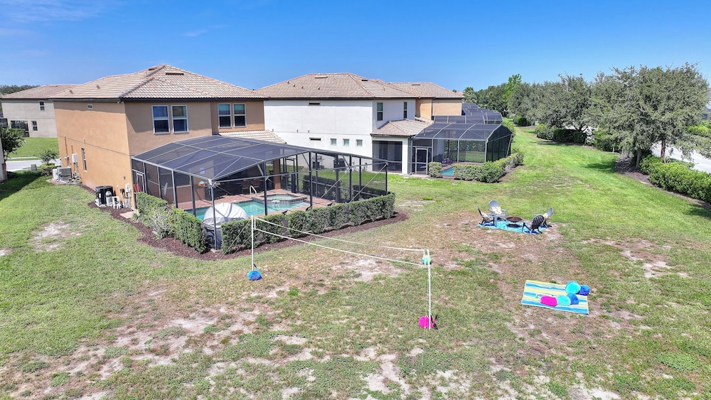 Children's play area - outdoor