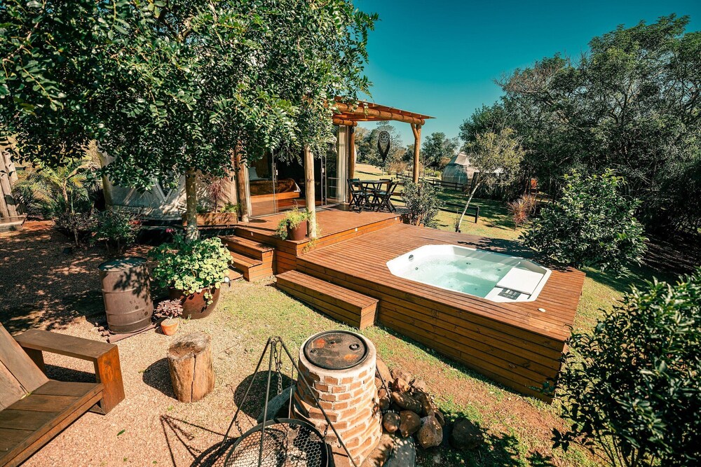 Private spa tub