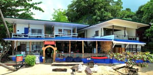 thumbnail: Exterior