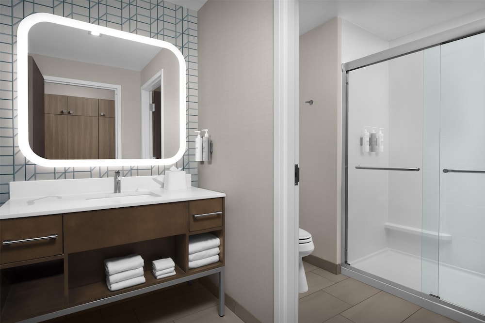 Bathroom shower