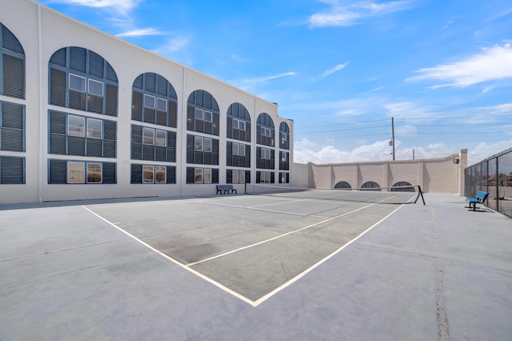 Sport court