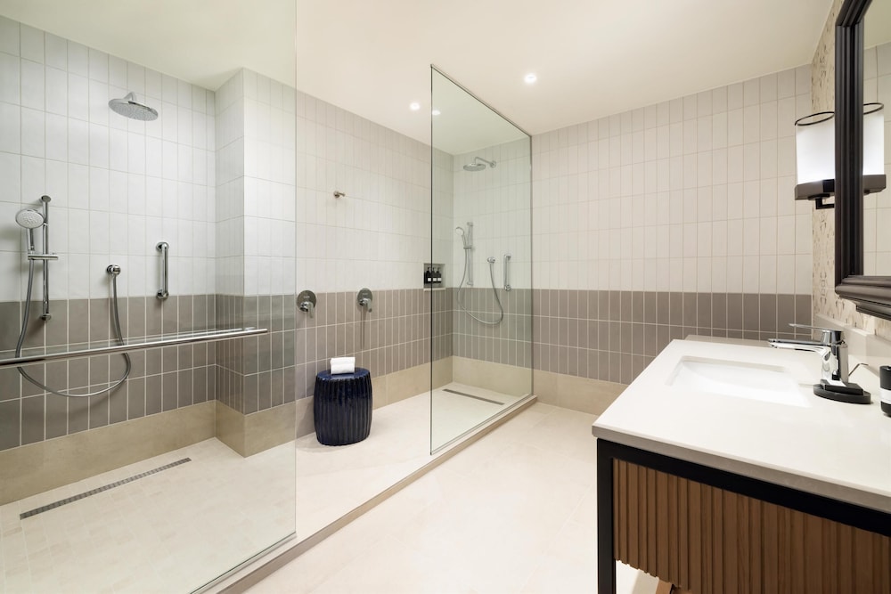 Bathroom shower