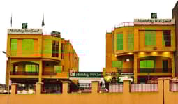 Hotel Holiday Inn