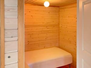 thumbnail: Sauna