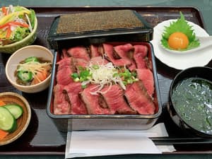 thumbnail: Restaurant