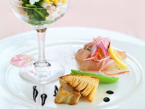 thumbnail: Restaurant