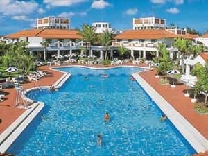 thumbnail: Pool
