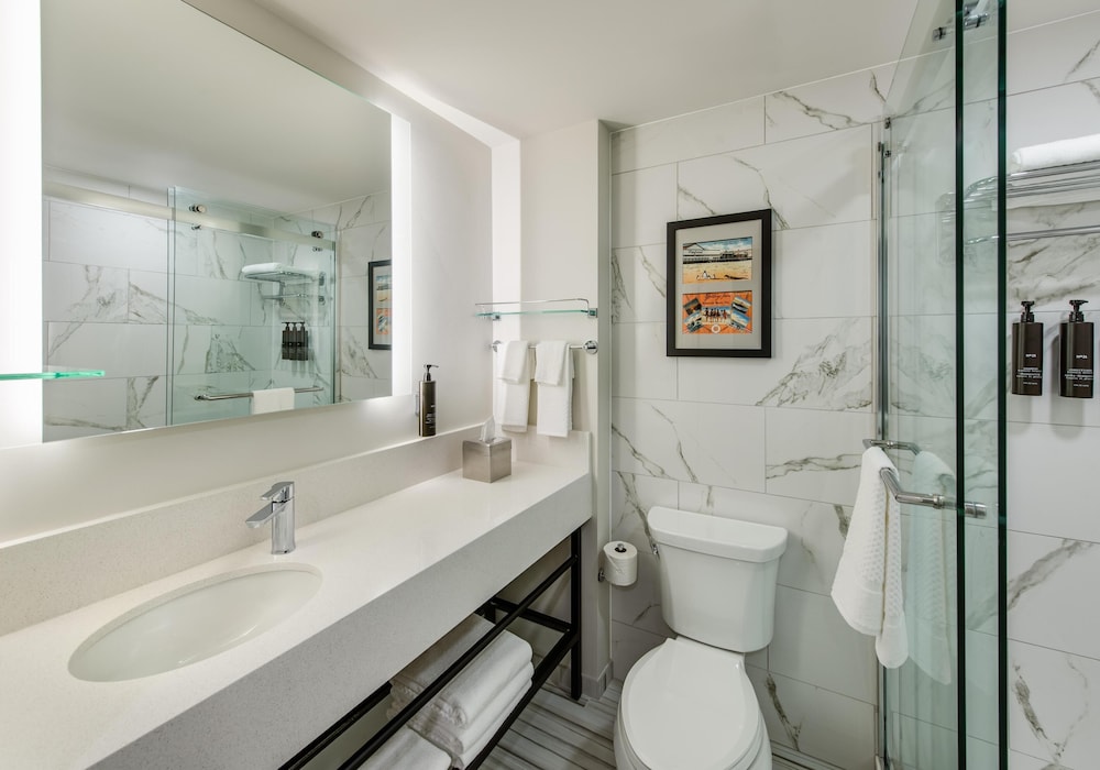 Bathroom shower