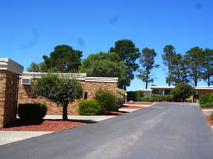 thumbnail: Property grounds