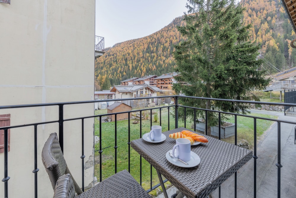 Balcony view