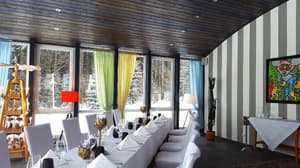 thumbnail: Restaurant